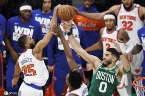  塔图姆回归赛场，绝杀首场状态亮眼，瑞士队观众沸腾！